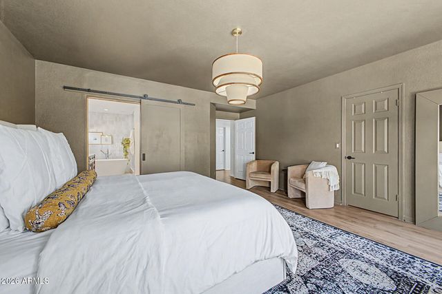295 E STACEY Lane, Tempe, AZ 85284