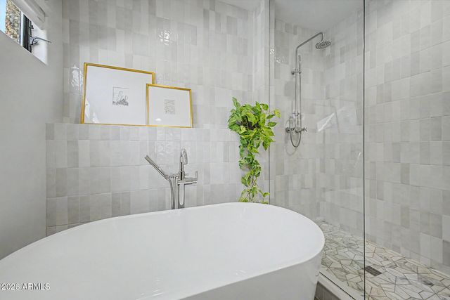 295 E STACEY Lane, Tempe, AZ 85284