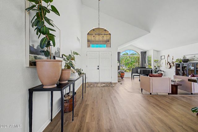 295 E STACEY Lane, Tempe, AZ 85284