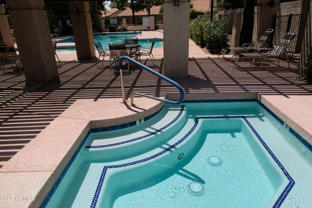 295 E STACEY Lane, Tempe, AZ 85284