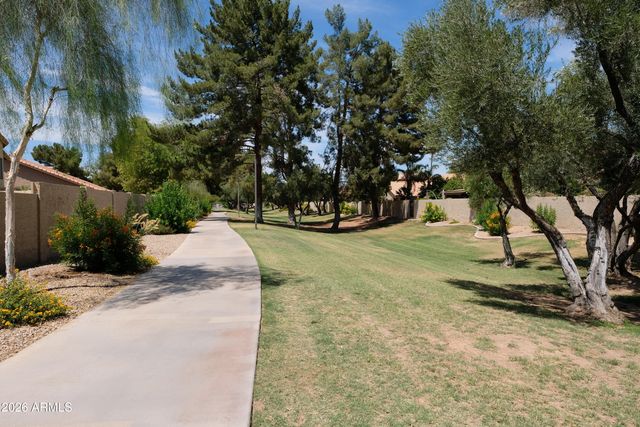 295 E STACEY Lane, Tempe, AZ 85284