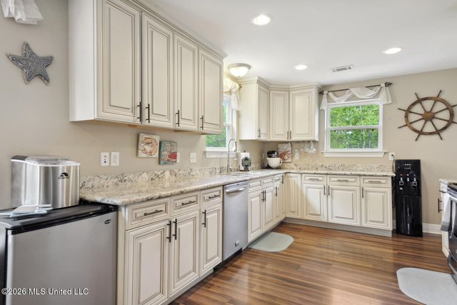 15012 Mary Street, Kiln, MS 39556