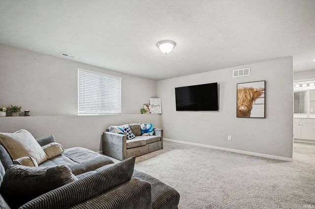 29767 Georgia Place Court, Elkhart, IN 46514