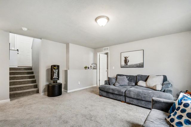 29767 Georgia Place Court, Elkhart, IN 46514