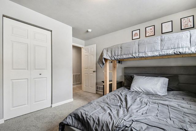 29767 Georgia Place Court, Elkhart, IN 46514