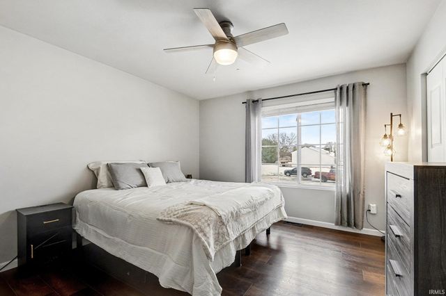 29767 Georgia Place Court, Elkhart, IN 46514