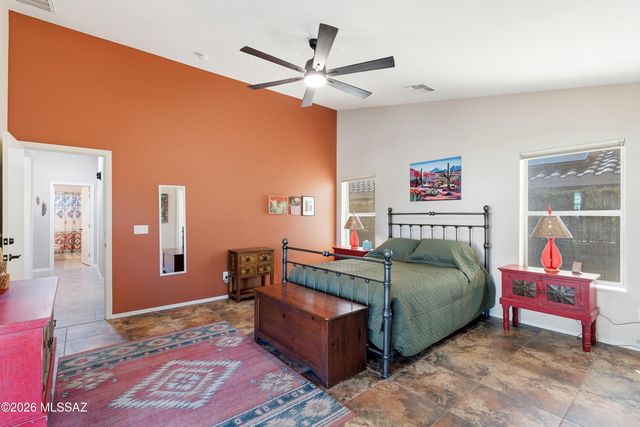 2283 E Desert Squirrel Court, Green Valley, AZ 85614