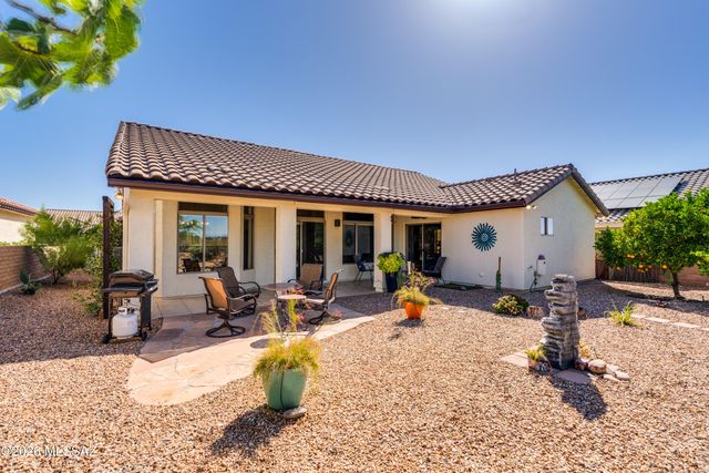 2283 E Desert Squirrel Court, Green Valley, AZ 85614