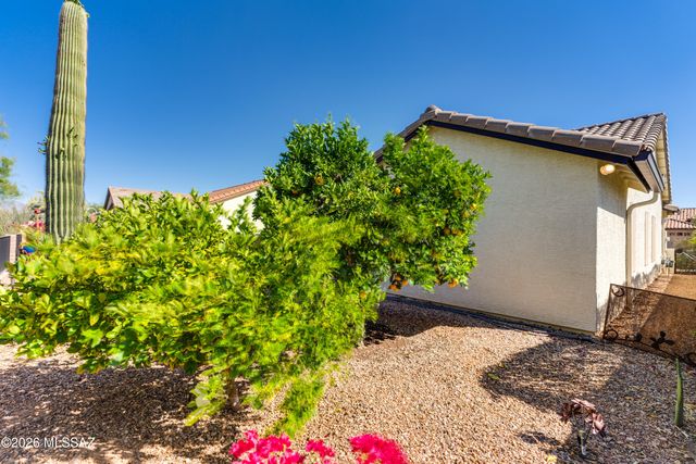 2283 E Desert Squirrel Court, Green Valley, AZ 85614
