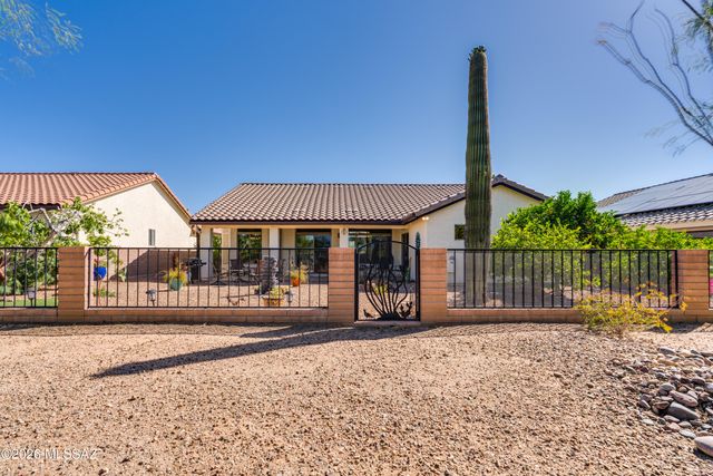 2283 E Desert Squirrel Court, Green Valley, AZ 85614