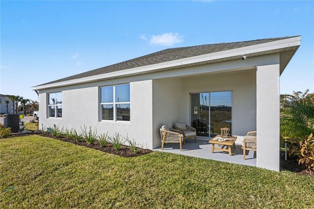 9057 Venetian Square, Vero Beach, FL 32966