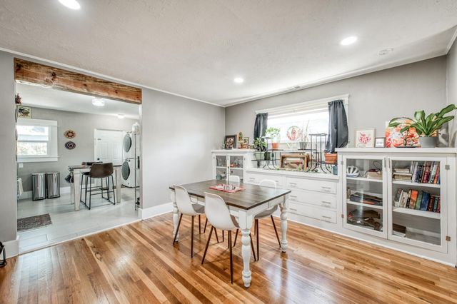 509 E Weldon Avenue, Fresno, CA 93704