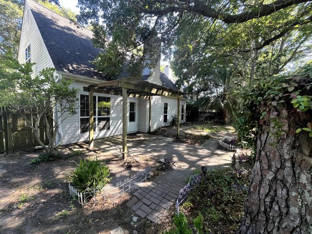 3237 Morningdale Drive, Mount Pleasant, SC 29466