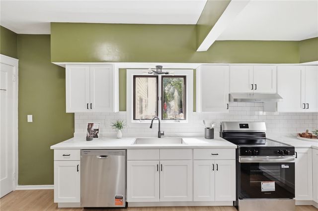 112 Roxborough Road, Rochester, NY 14619