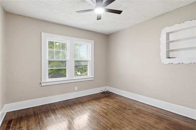112 Roxborough Road, Rochester, NY 14619