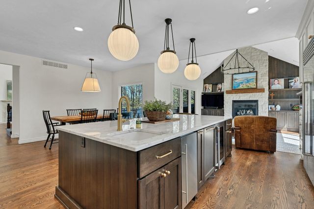 1814 N Red Brush St, Wichita, KS 67206