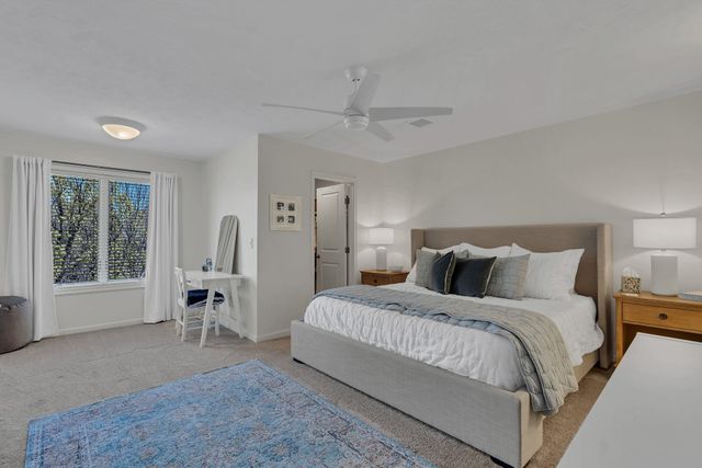 1814 N Red Brush St, Wichita, KS 67206