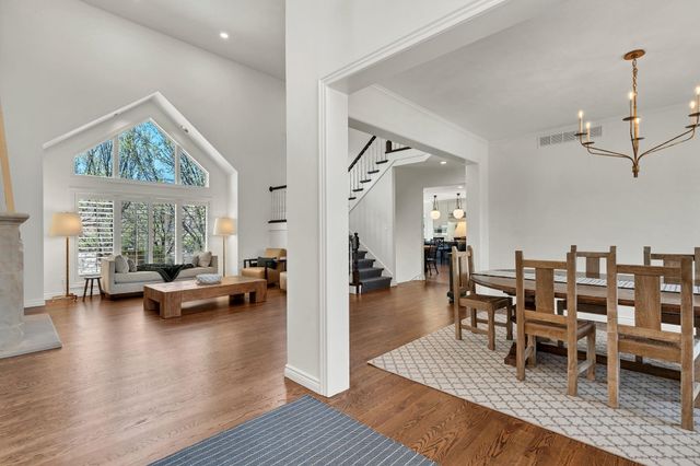 1814 N Red Brush St, Wichita, KS 67206