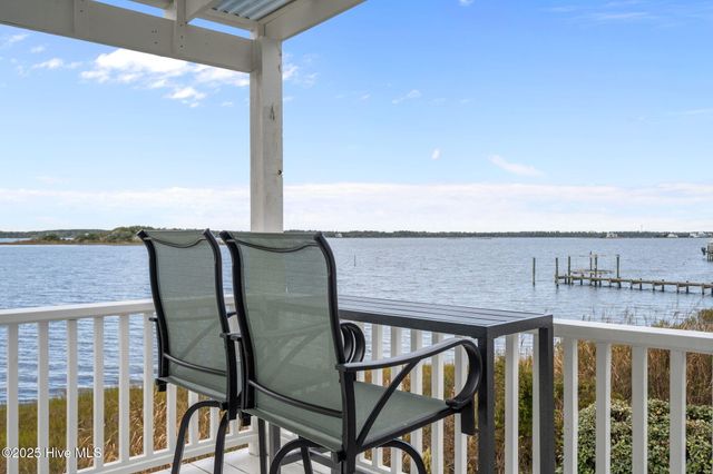 3 Osprey Circle, Sneads Ferry, NC 28460