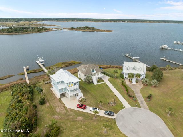 3 Osprey Circle, Sneads Ferry, NC 28460