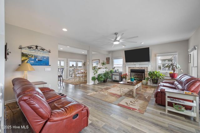 3 Osprey Circle, Sneads Ferry, NC 28460