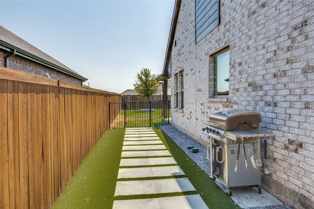 2304 Poppy Valley Lane, Melissa, TX 75454