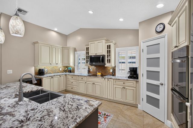 14184 Aster Avenue, Wellington, FL 33414