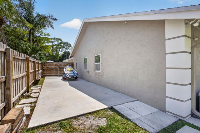 14184 Aster Avenue, Wellington, FL 33414