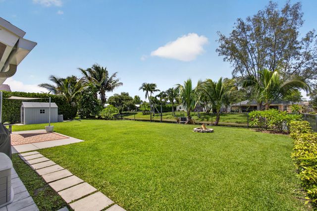 14184 Aster Avenue, Wellington, FL 33414