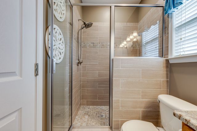 1380 Standing Stone Cir, Columbia, TN 38401