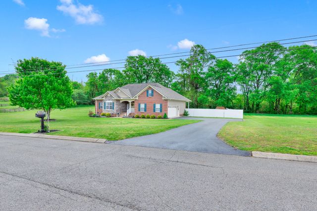 1380 Standing Stone Cir, Columbia, TN 38401