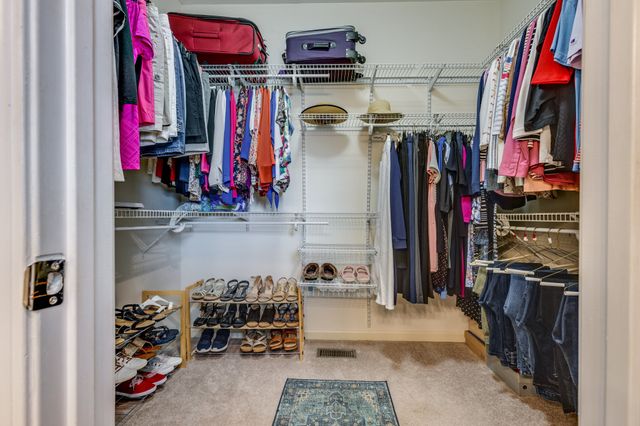 1380 Standing Stone Cir, Columbia, TN 38401