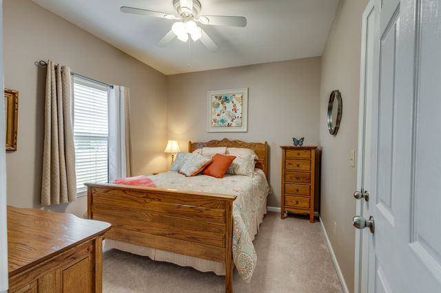 1380 Standing Stone Cir, Columbia, TN 38401