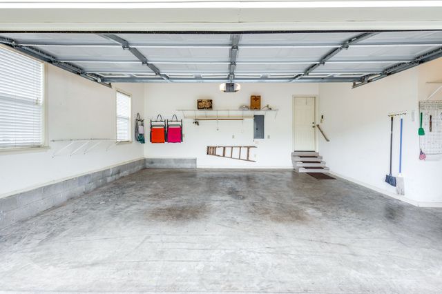 1380 Standing Stone Cir, Columbia, TN 38401