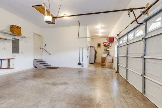 1380 Standing Stone Cir, Columbia, TN 38401