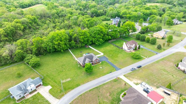 1380 Standing Stone Cir, Columbia, TN 38401