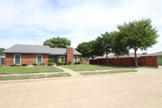 2901 Red Gum Road, Garland, TX 75044