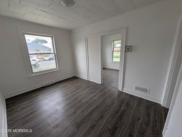 121 Kossuth Street 1, Somerset, NJ 08873