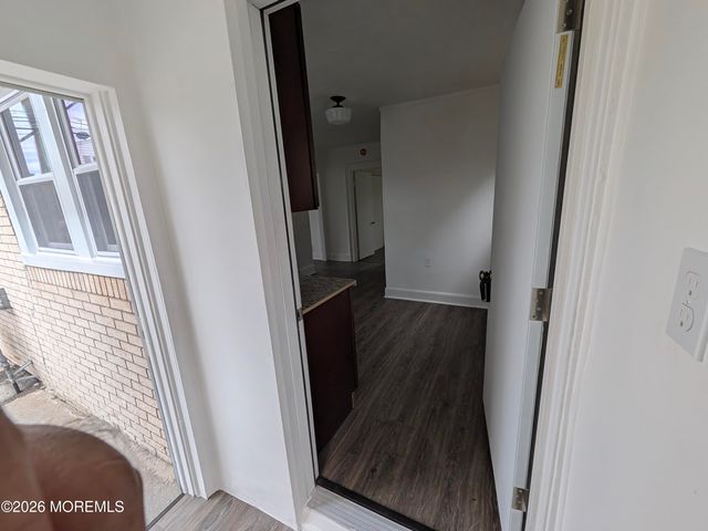 121 Kossuth Street 1, Somerset, NJ 08873