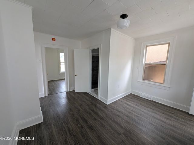 121 Kossuth Street 1, Somerset, NJ 08873