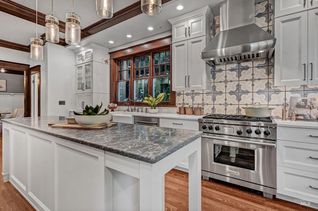 1019 N 9th St, Boise, ID 83702