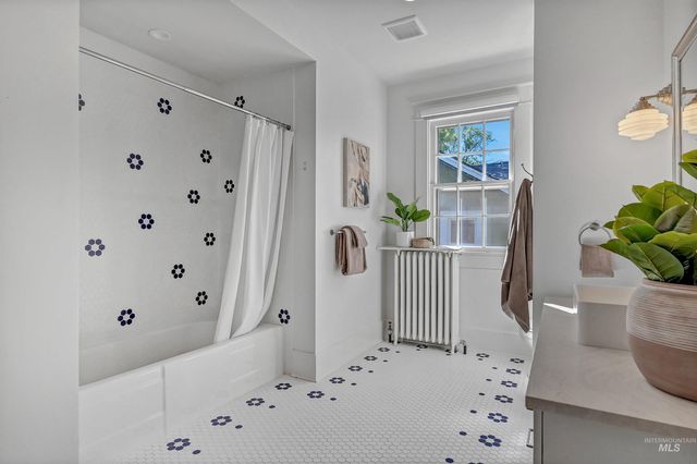 1019 N 9th St, Boise, ID 83702