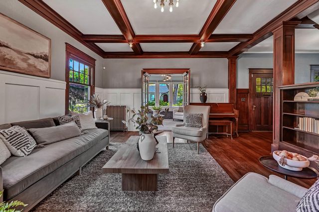 1019 N 9th St, Boise, ID 83702