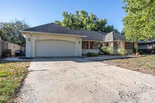 8529 E Brentmoor St, Wichita, KS 67206