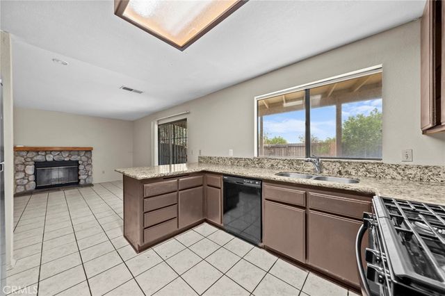 580 Wimbledon, San Jacinto, CA 92583