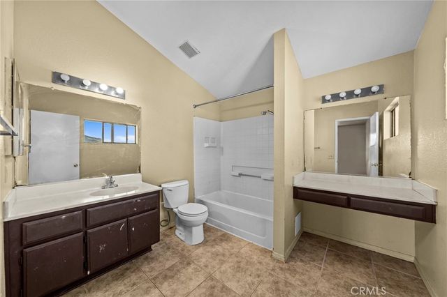 580 Wimbledon, San Jacinto, CA 92583