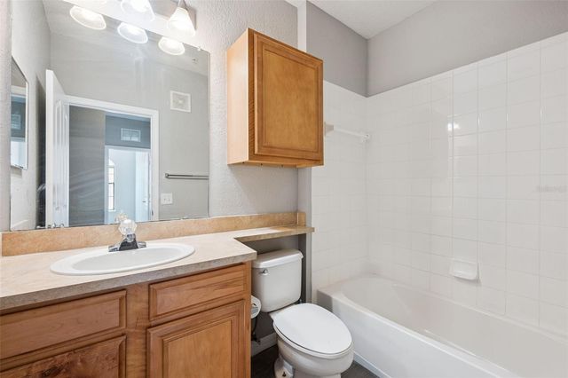 6123 METROWEST BOULEVARD 101, Orlando, FL 32835