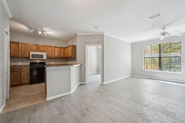 6123 METROWEST BOULEVARD 101, Orlando, FL 32835