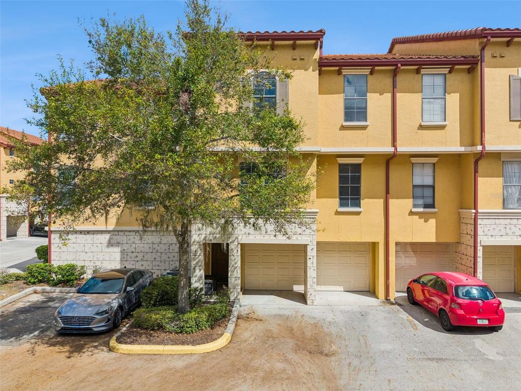 6123 METROWEST BOULEVARD 101, Orlando, FL 32835