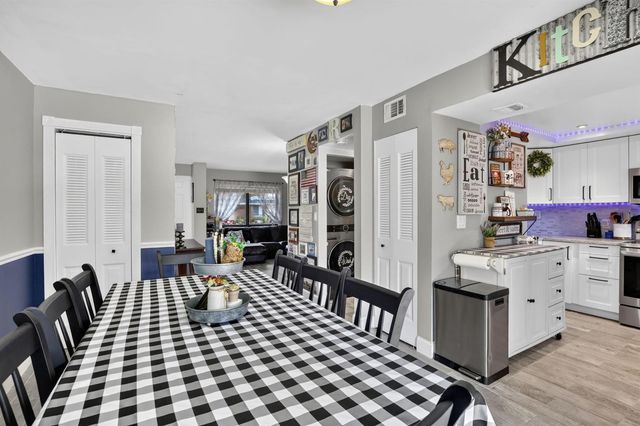 124 Wimbledon Lake Drive, Plantation, FL 33324